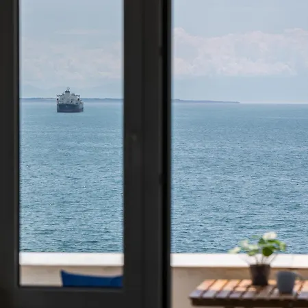 아파트 True Blue By Halu! - Seafront 2-bedroom *