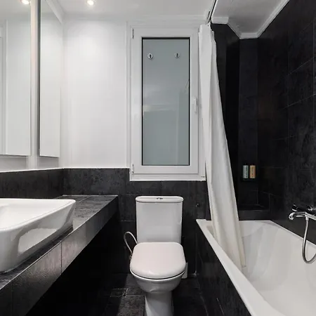 True Blue By Halu! - Seafront 2-bedroom Appartement *